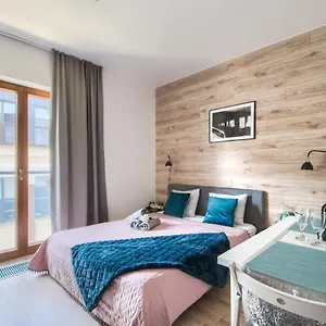 Hotel apartamentowy Pawia Deluxe, Warszawa